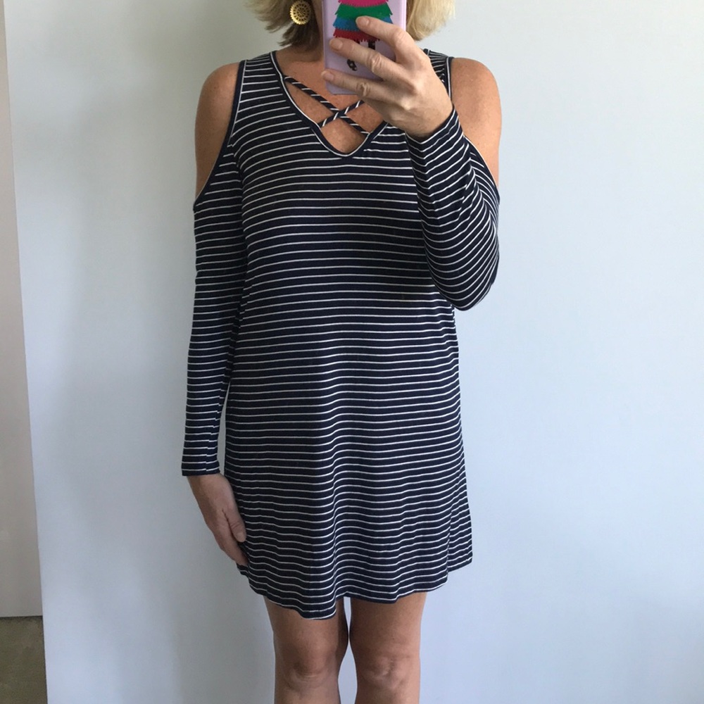 Navy & White Striped Cold Shoulder Dress - Picture 4 of 7